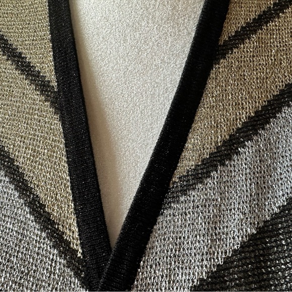 Chico’s evening wear, knee length cardigan, black, silver, gold, sz 2 - Picture 5 of 9